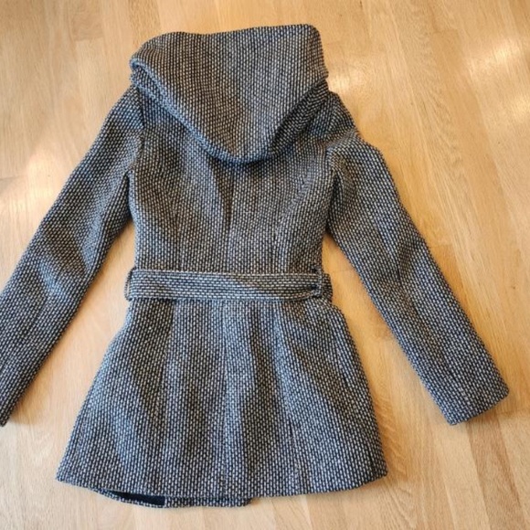 Le Chateau Grey hooded shawl dress winter coat - Picture 2 of 7